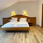 Hotel Weingut Sandwiese Winzerhotel
