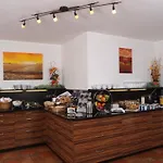 Hotel Weingut Sandwiese Winzerhotel 4*