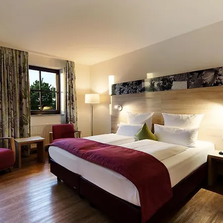 Weingut Sandwiese Winzerhotel Otel 4*