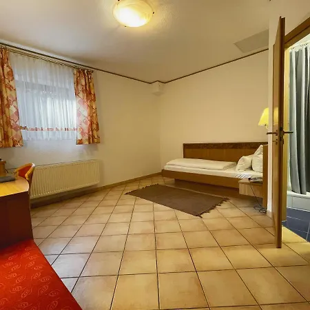 Weingut Sandwiese Winzerhotel 4*