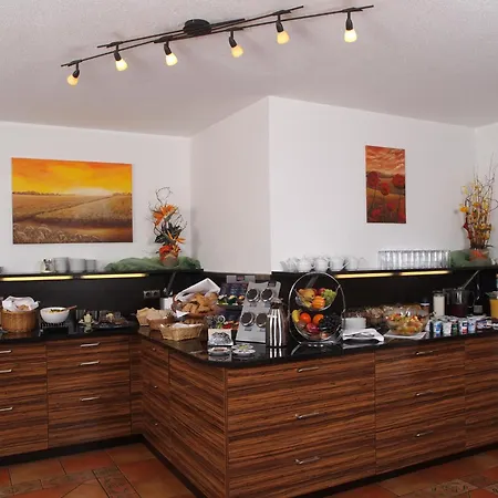 Hotell Weingut Sandwiese Winzerhotel 4*