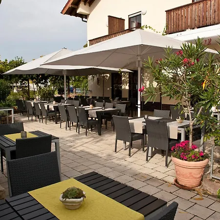 Weingut Sandwiese Winzerhotel Вормс