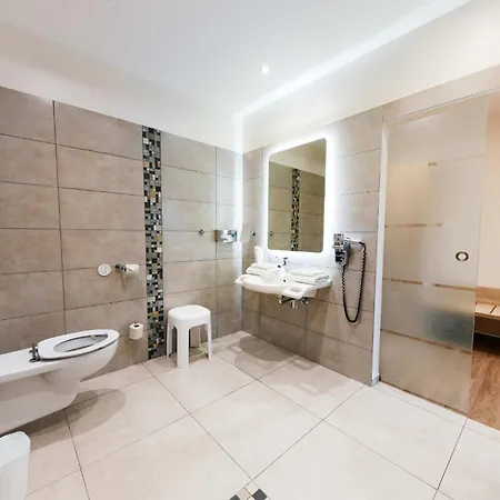 Weingut Sandwiese Winzerhotel Отель