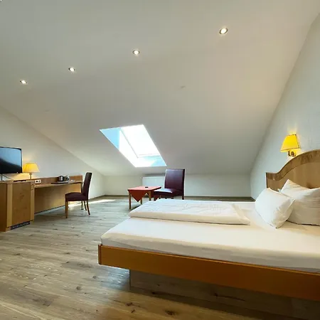 Weingut Sandwiese Winzerhotel Otel 4*