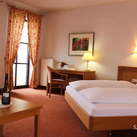 Weingut Sandwiese Winzerhotel Otel