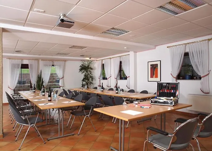 Hotel Weingut Sandwiese Winzerhotel 4*