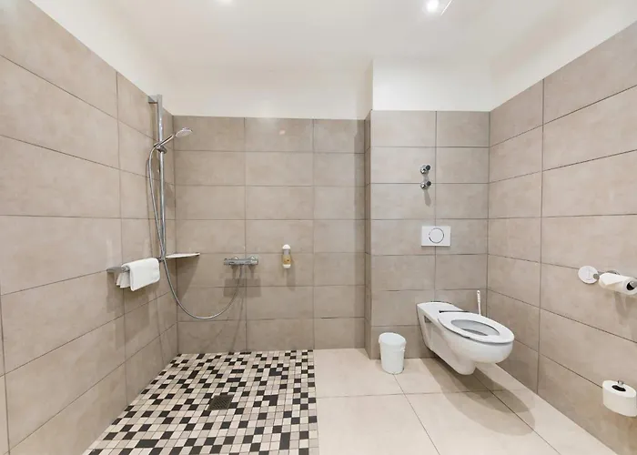 Hotel Weingut Sandwiese Winzerhotel 4*