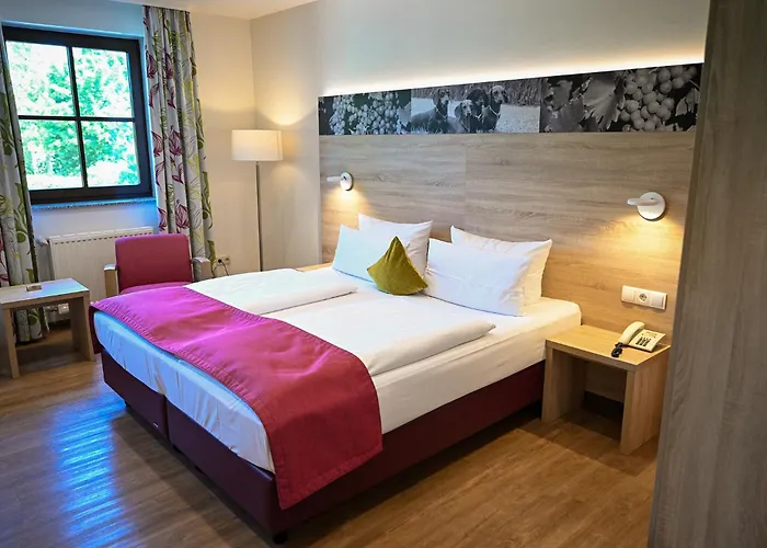 Weingut Sandwiese Winzerhotel Hotel Worms