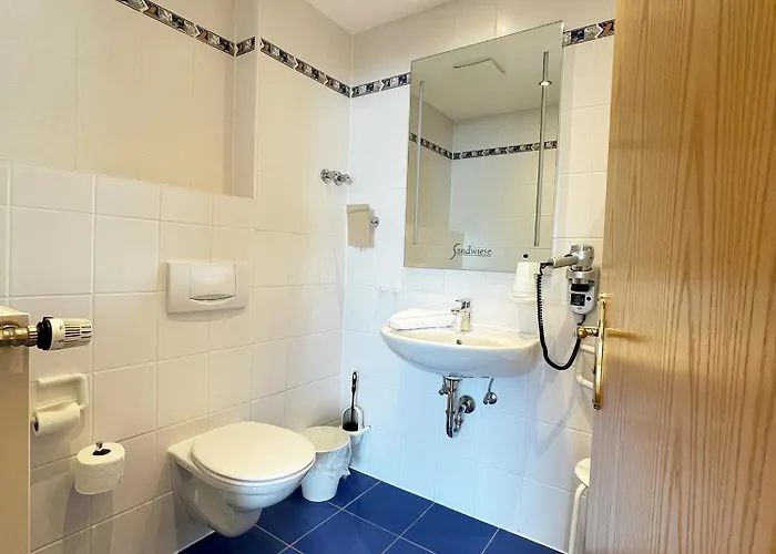 Weingut Sandwiese Winzerhotel 4* 보름스