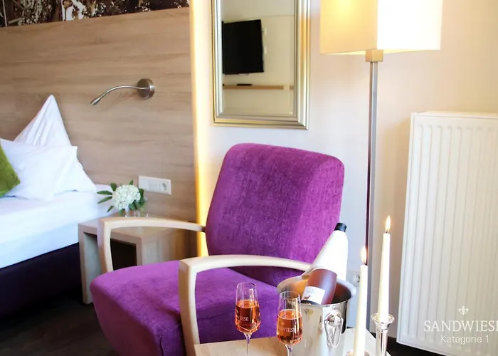 Hotel Weingut Sandwiese Winzerhotel 4*